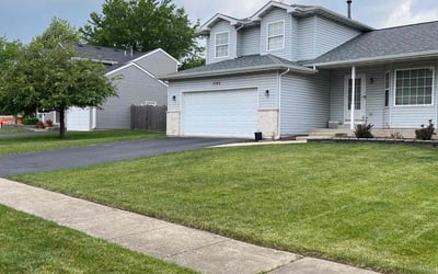 Photo of Twana L.'s yard after getting lawn care in Joliet, IL