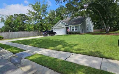Photo of Travis W.'s yard after getting lawn care in Springfield, MO