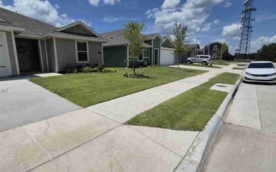 Photo of Rob A.'s yard after getting lawn care in Moline, IL