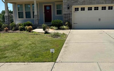 Photo of Barb H.'s yard after getting lawn care in Trenton, OH