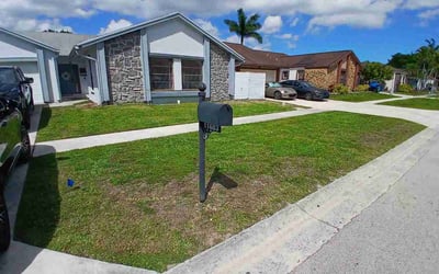 Photo of Kathleen L.'s yard after getting lawn care in Palos Hills, IL