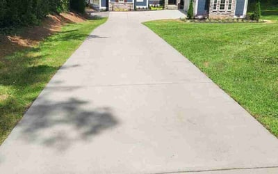 Photo of Kim A.'s yard after getting lawn care in Poughkeepsie, NY