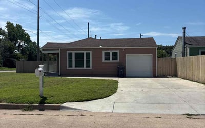 Photo of Ms. J.'s yard after getting lawn care in Stockton, CA