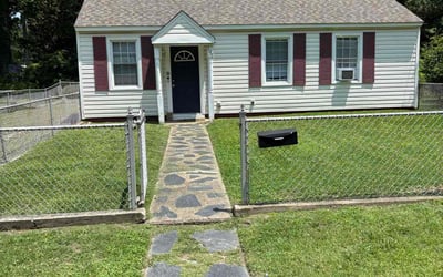 Photo of Diane M.'s yard after getting lawn care in King Of Prussia, PA