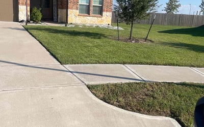 Photo of Raheem D.'s yard after getting lawn care in Rockford, IL