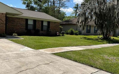 Photo of Evan H.'s yard after getting lawn care in Fort Walton Beach, FL