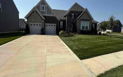 Photo of Dan M.'s yard after getting lawn care in Southgate, MI