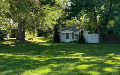 Photo of Faye R.'s yard after getting lawn care in Flushing, MI