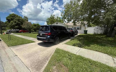 Photo of Derek T.'s yard after getting lawn care in Visalia, CA
