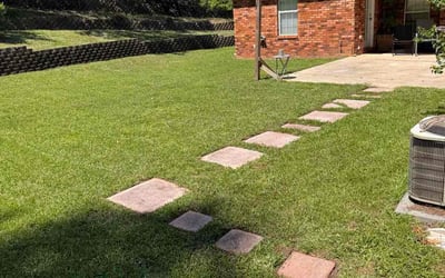 Photo of Sarah H.'s yard after getting lawn care in Gulf Shores, AL