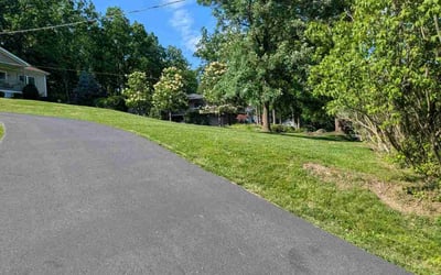 Photo of Kairee T.'s yard after getting lawn care in Santa Rosa, CA