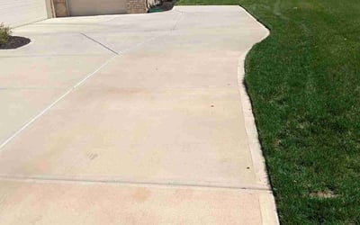 Photo of Soniya S.'s yard after getting lawn care in Davidson, NC