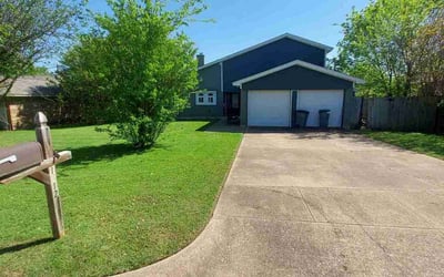 Photo of Shana L.'s yard after getting lawn care in Benbrook, TX