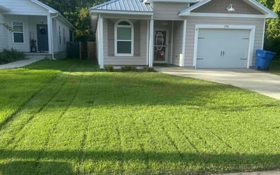 Photo of Stephen K.'s yard after getting lawn care in Panama City Beach, FL