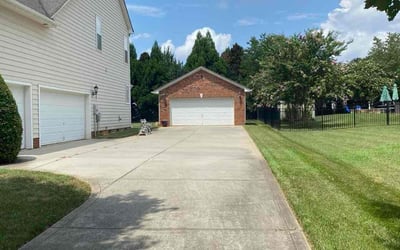 Photo of Solomon T.'s yard after getting lawn care in Owens Cross Roads, AL