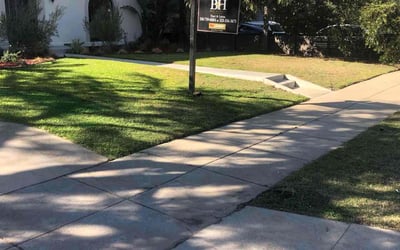Photo of Jillian C.'s yard after getting lawn care in Panorama City, CA