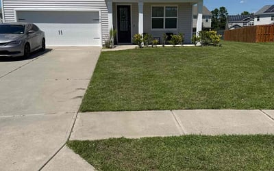 Photo of Yvonne D.'s yard after getting lawn care in Sparta, NJ