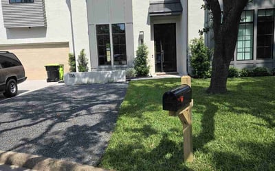 Photo of Ebony M.'s yard after getting lawn care in Houston, TX
