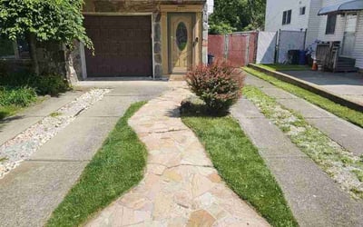 Photo of Amey F.'s yard after getting lawn care in Kennewick, WA