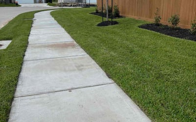 Photo of Amanda P.'s yard after getting lawn care in Louisville, KY