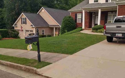 Photo of Tiphani M.'s yard after getting lawn care in Huntington, WV