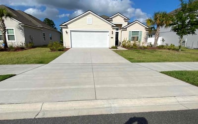Photo of Denise M.'s yard after getting lawn care in Long Beach, NY