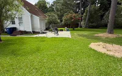 Photo of Karen R.'s yard after getting lawn care in Brookfield, CT
