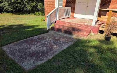 Photo of Brinajasha M.'s yard after getting lawn care in Rocky Mount, NC
