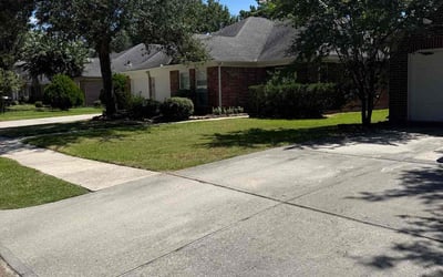 Photo of Lillyana L.'s yard after getting lawn care in Hiram, GA