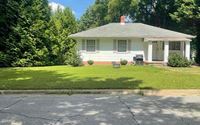 Photo of Yvonne G.'s yard after getting lawn care in Nampa, ID