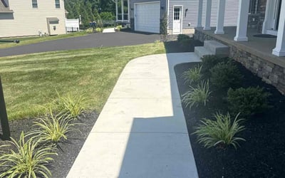 Photo of Kim Z.'s yard after getting lawn care in Eldersburg, MD