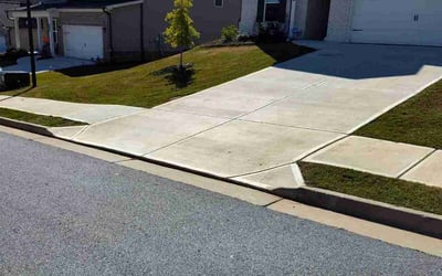 Photo of Jammie S.'s yard after getting lawn care in Atlanta, GA