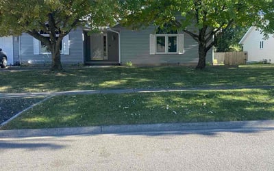 Photo of Mariah S.'s yard after getting lawn care in Washington, IL