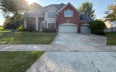 Photo of Mark J.'s yard after getting lawn care in Sayville, NY