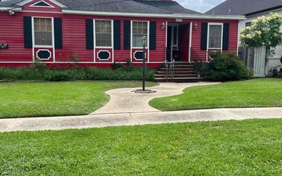 Photo of Benjamin A.'s yard after getting lawn care in New Orleans, LA