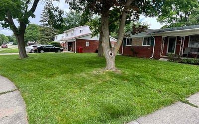 Photo of Ke T.'s yard after getting lawn care in Southfield, MI