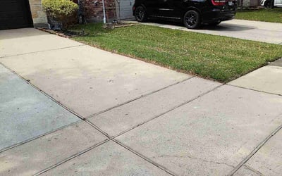 Photo of Tina T.'s yard after getting lawn care in Hartselle, AL