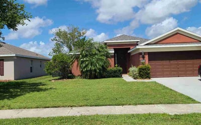 Photo of Linda S.'s yard after getting lawn care in Boynton Beach, FL