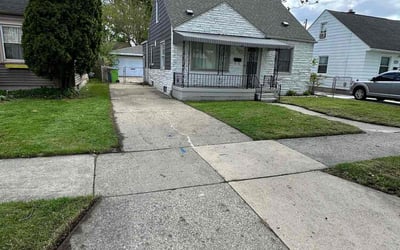 Photo of Njeri C.'s yard after getting lawn care in Rosemount, MN