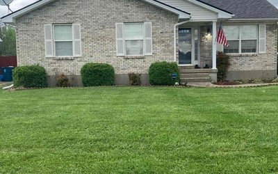 Photo of Gordon B.'s yard after getting lawn care in Shepherdsville, KY