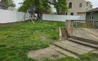 Photo of Te'Nisha J.'s yard after getting lawn care in Midlothian, IL