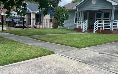 Photo of Marian S.'s yard after getting lawn care in Montgomery, IL