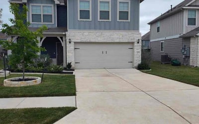 Photo of Bianka T.'s yard after getting lawn care in Austin, TX