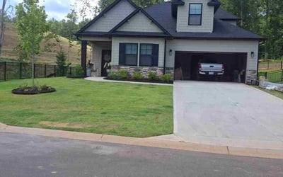 Photo of Morgan G.'s yard after getting lawn care in Jacksonville, AR