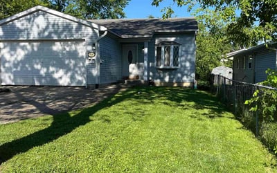 Photo of Debbie C.'s yard after getting lawn care in Wauconda, IL