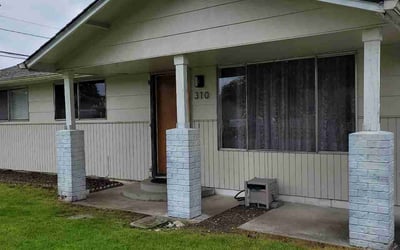 Photo of Renee E.'s yard after getting lawn care in Hightstown, NJ