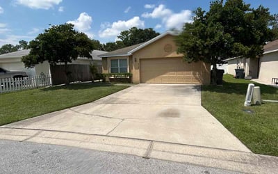 Photo of Cris T.'s yard after getting lawn care in Mulberry, FL