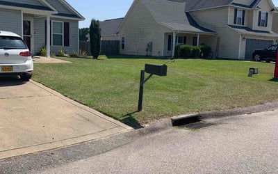 Photo of Esperanza V.'s yard after getting lawn care in Raeford, NC