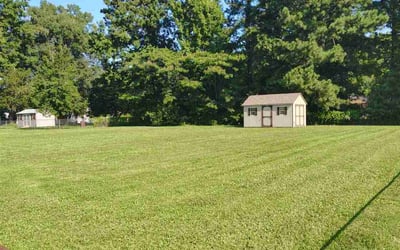 Photo of Elizabeth P.'s yard after getting lawn care in Humble, TX