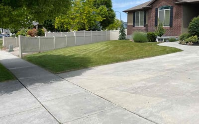 Photo of Felipe G.'s yard after getting lawn care in Farmington, UT